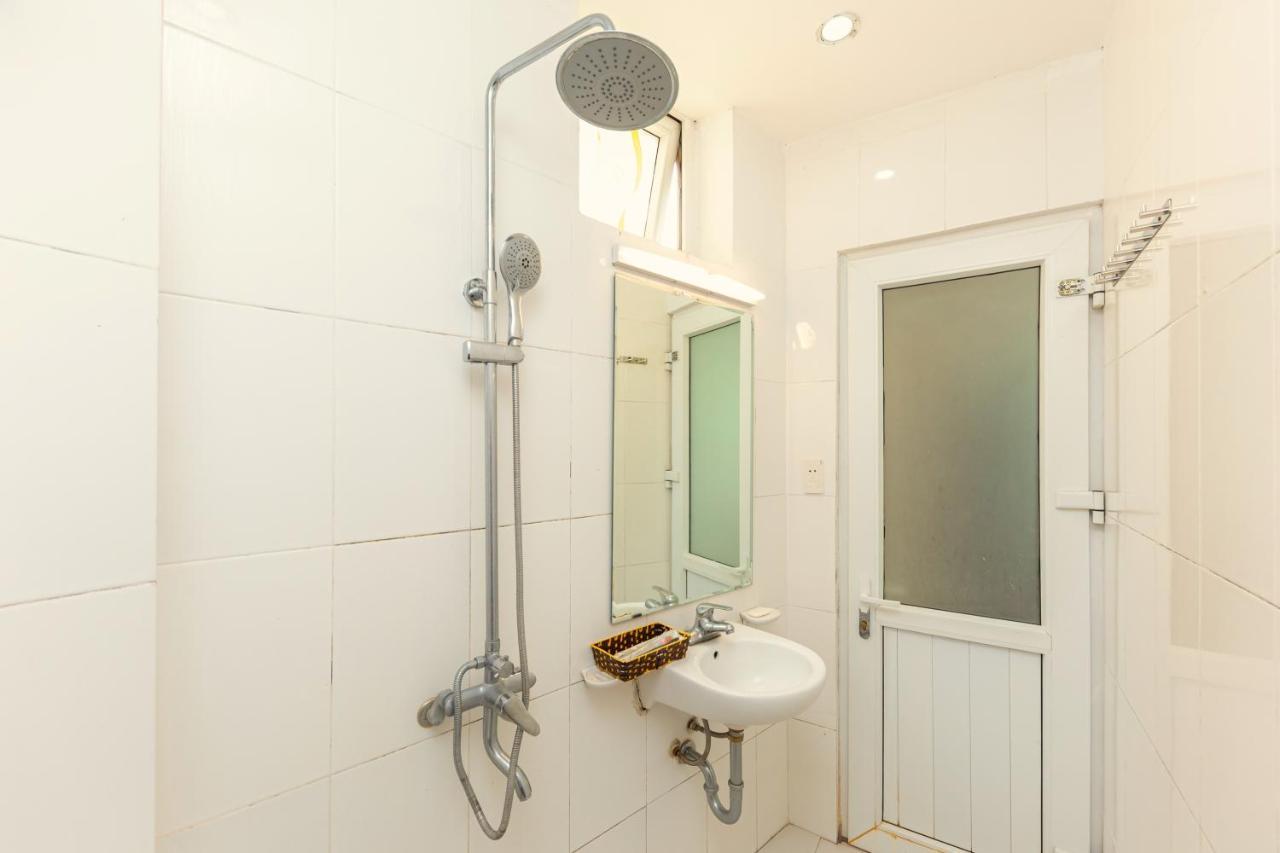 OYO 1133 Khách Sạn Ngân Sơn Hà Nội Ngoại thất bức ảnh